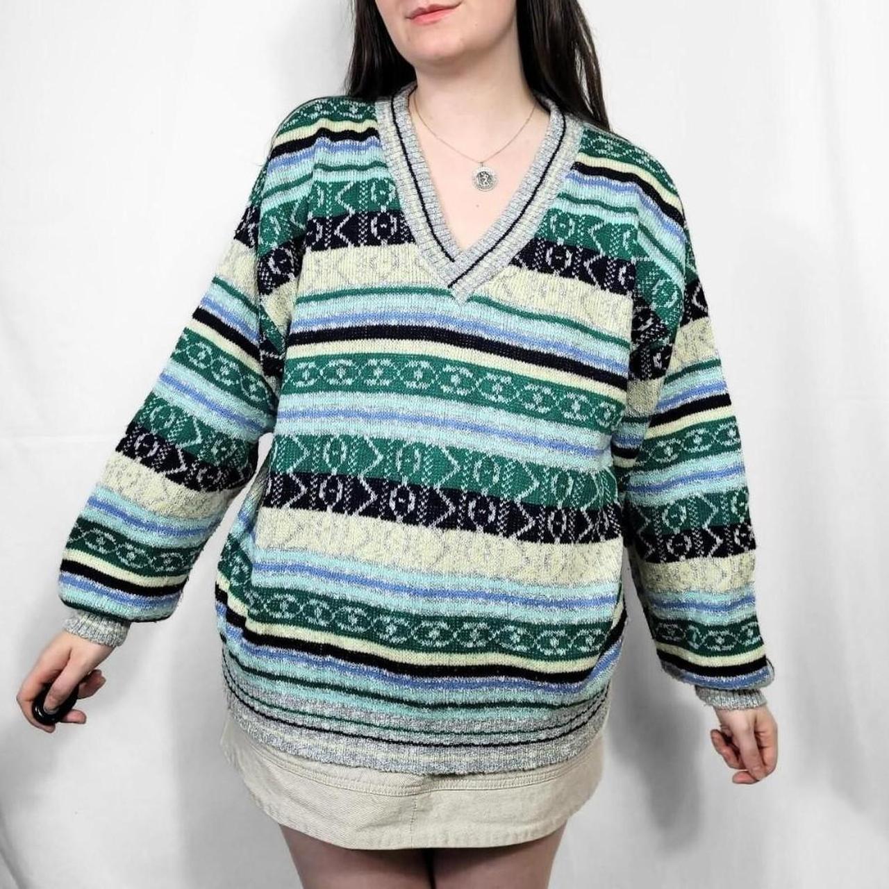 Vintage 90s C&A Funky Pattern V Neck Knitted Jumper