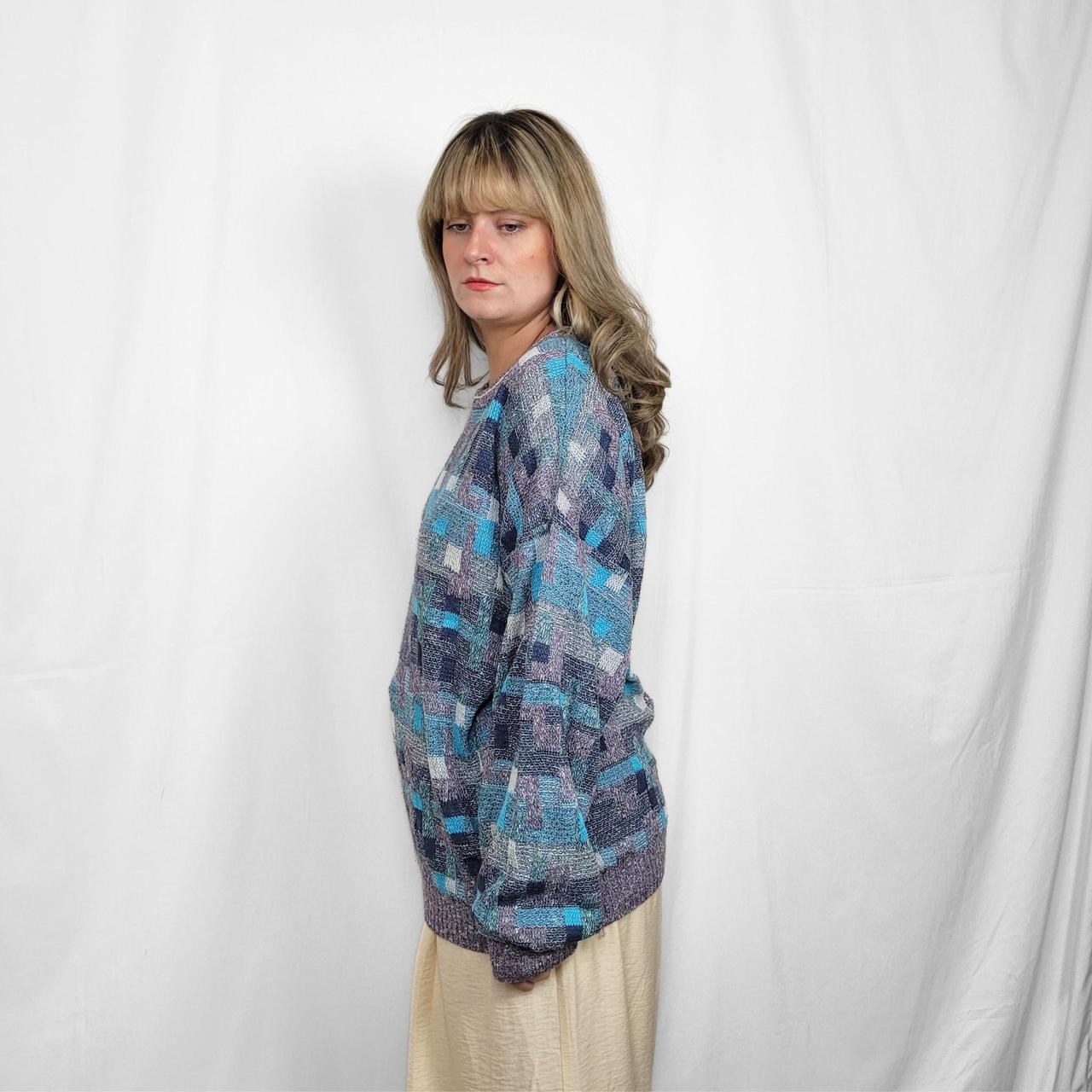Vintage 90s Blue Retro Graphic Print Knit Jumper
