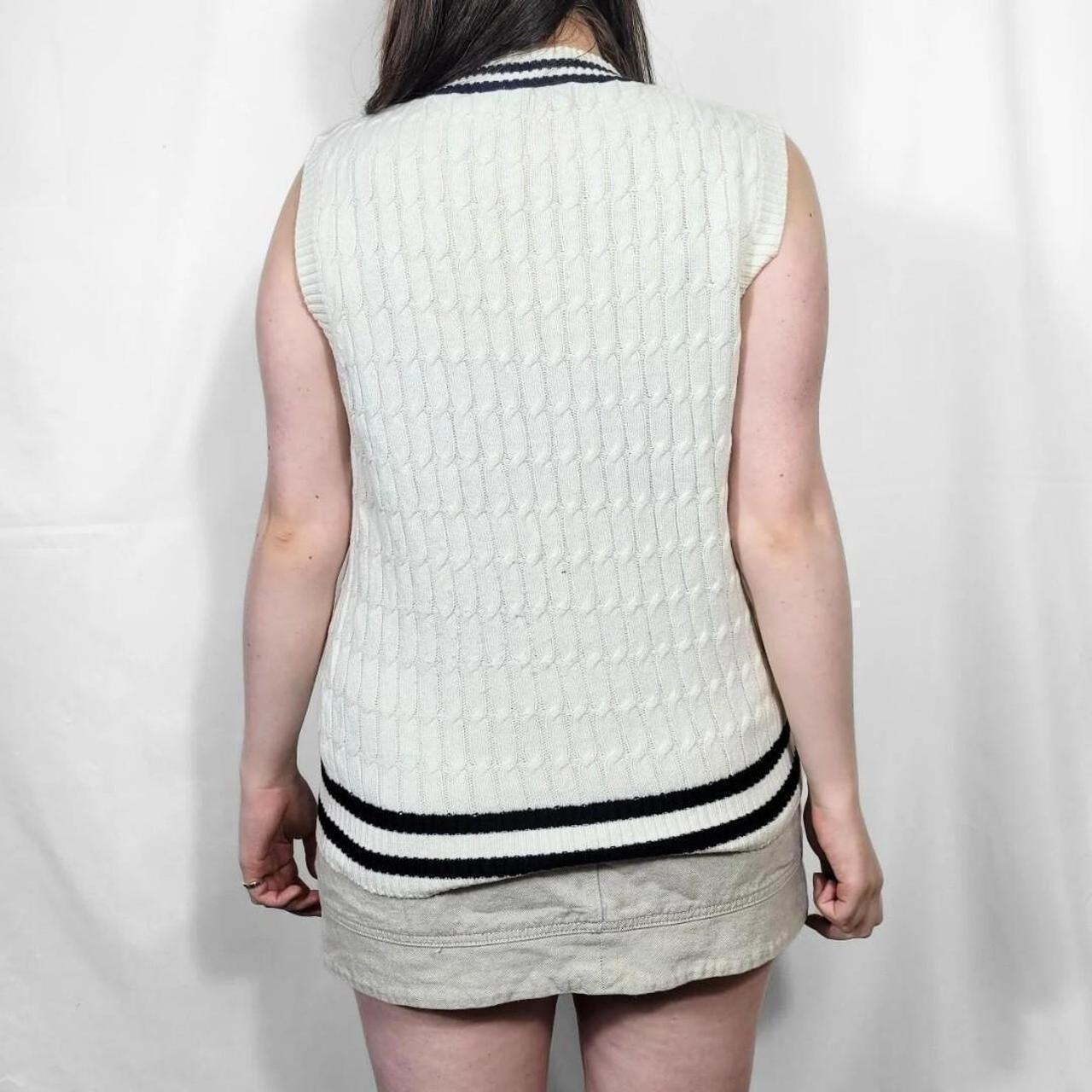 Vintage 9s White Cable Knit Sleeveless Vest