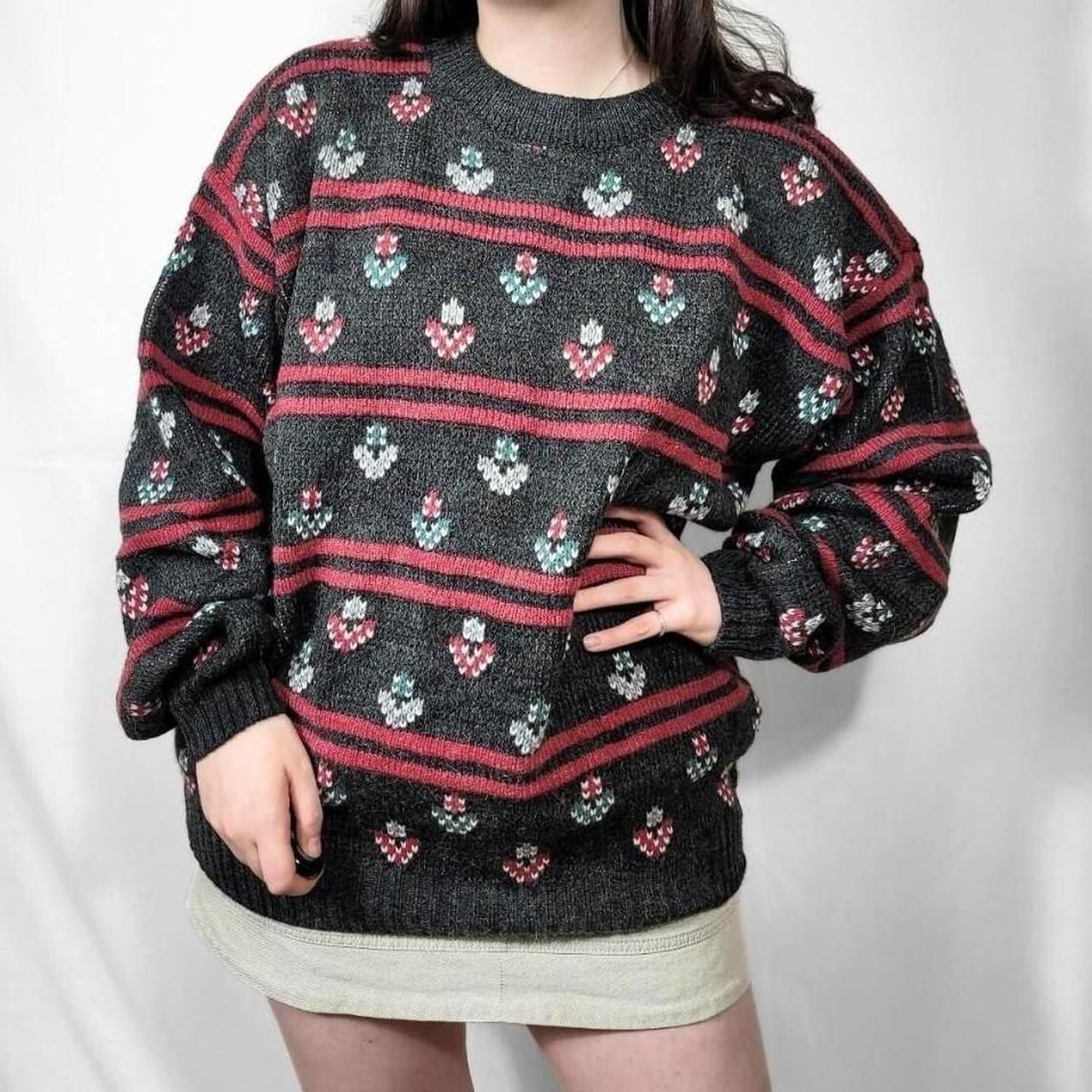 Vintage 90s Retro Floral Knitted Sweater