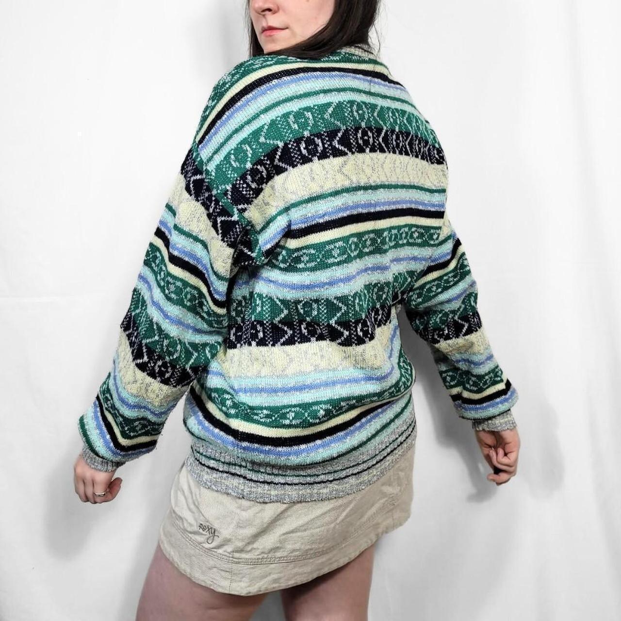 Vintage 90s C&A Funky Pattern V Neck Knitted Jumper