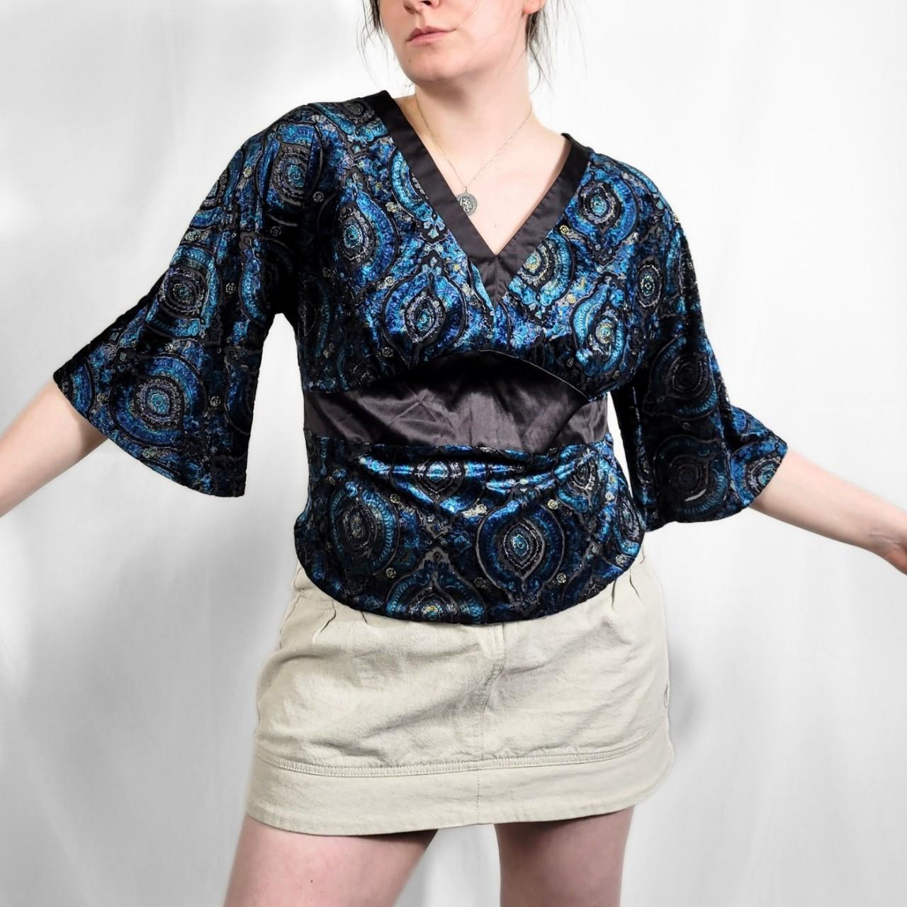 Vintage Y2K Paisley Print Velvet Flare Sleeve Top – Marks & Spencer