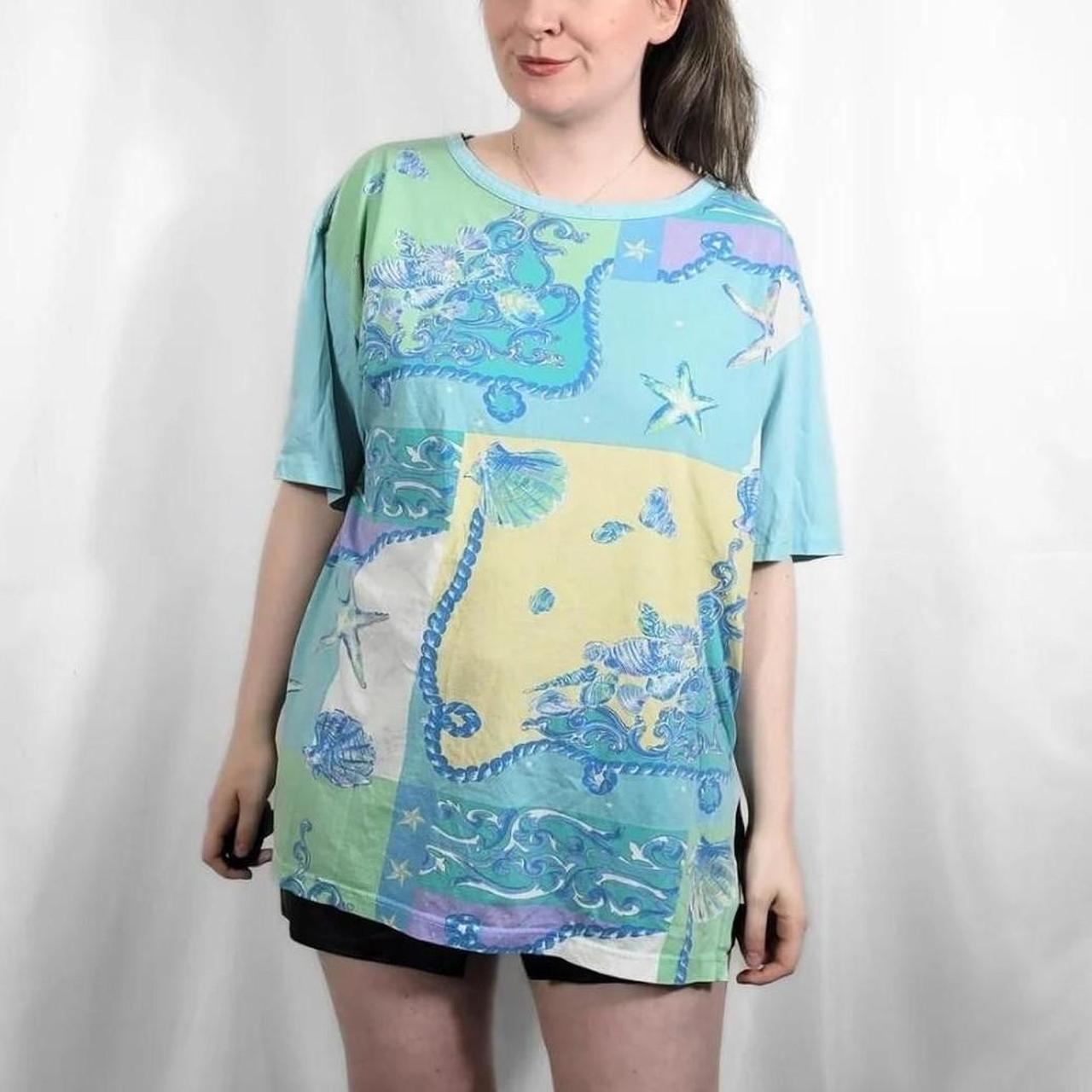 Vintage Y2K Multi-Coloured Holiday Print Tee – Dash