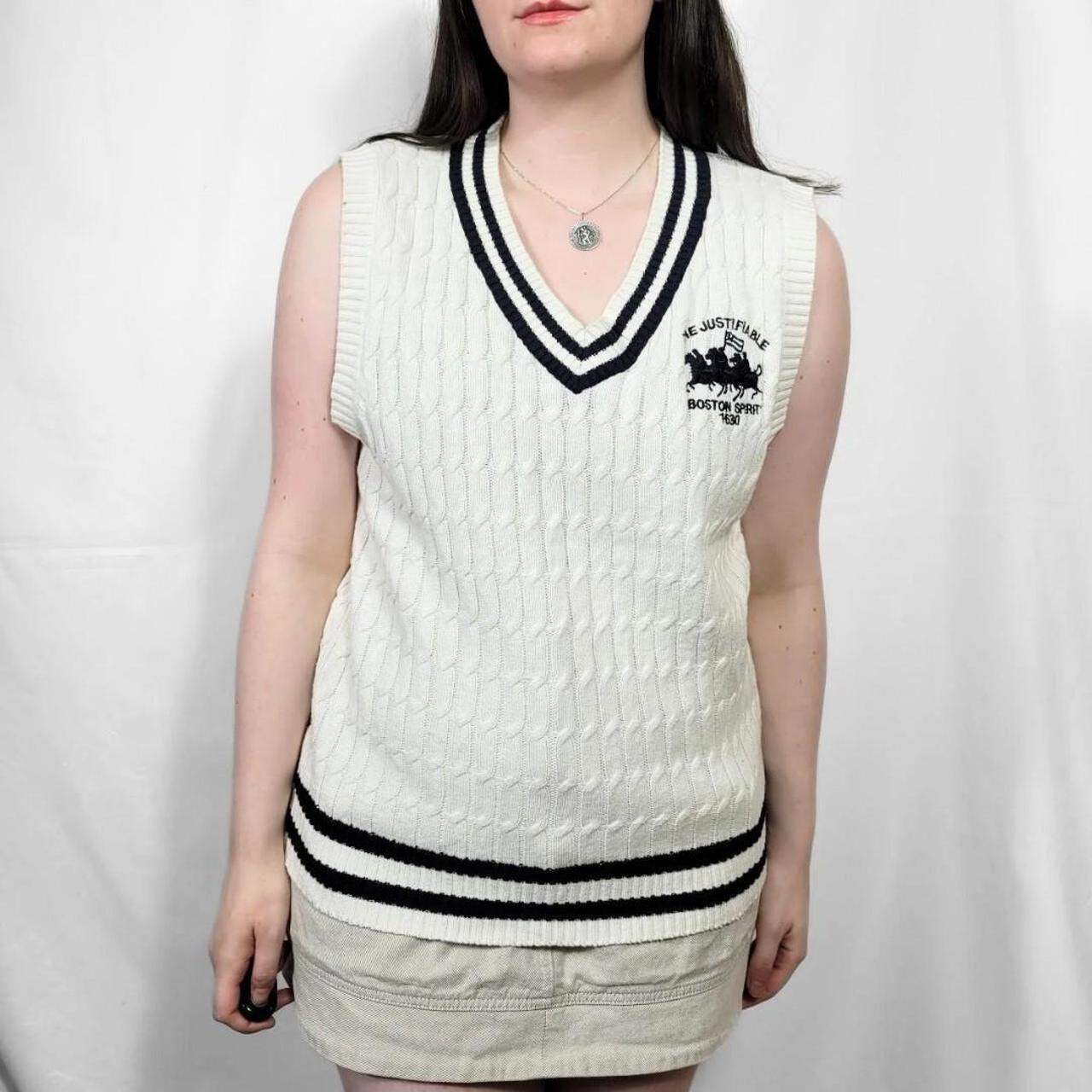 Vintage 9s White Cable Knit Sleeveless Vest