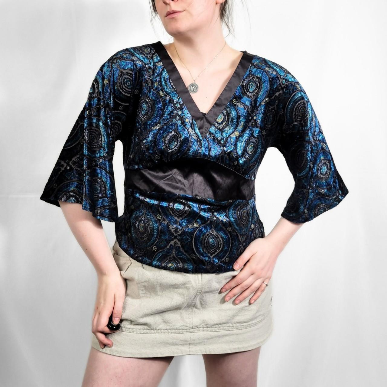 Vintage Y2K Paisley Print Velvet Flare Sleeve Top – Marks & Spencer