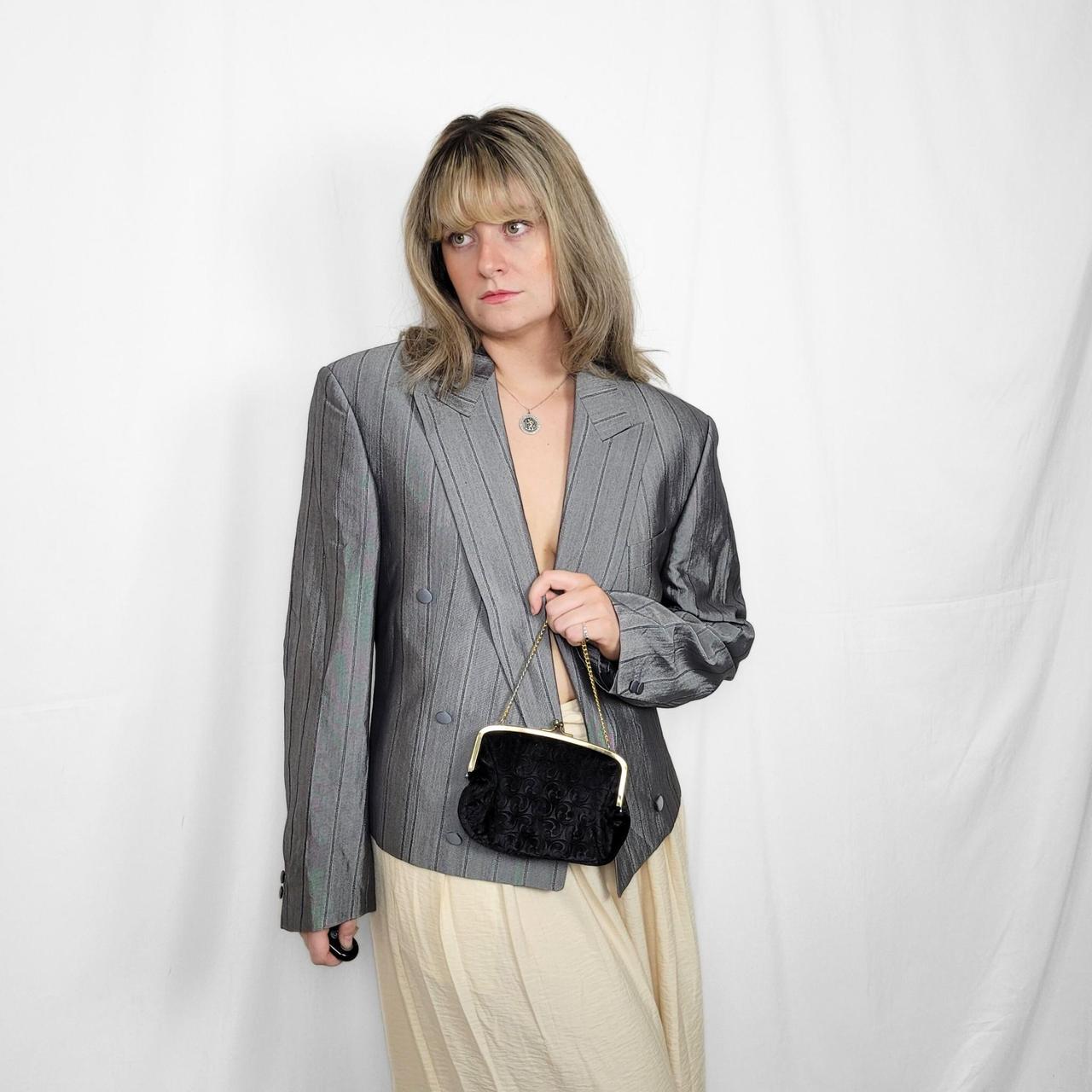 90s Grey Pinstripe Oversized Blazer – Classic Power Suit Vibes