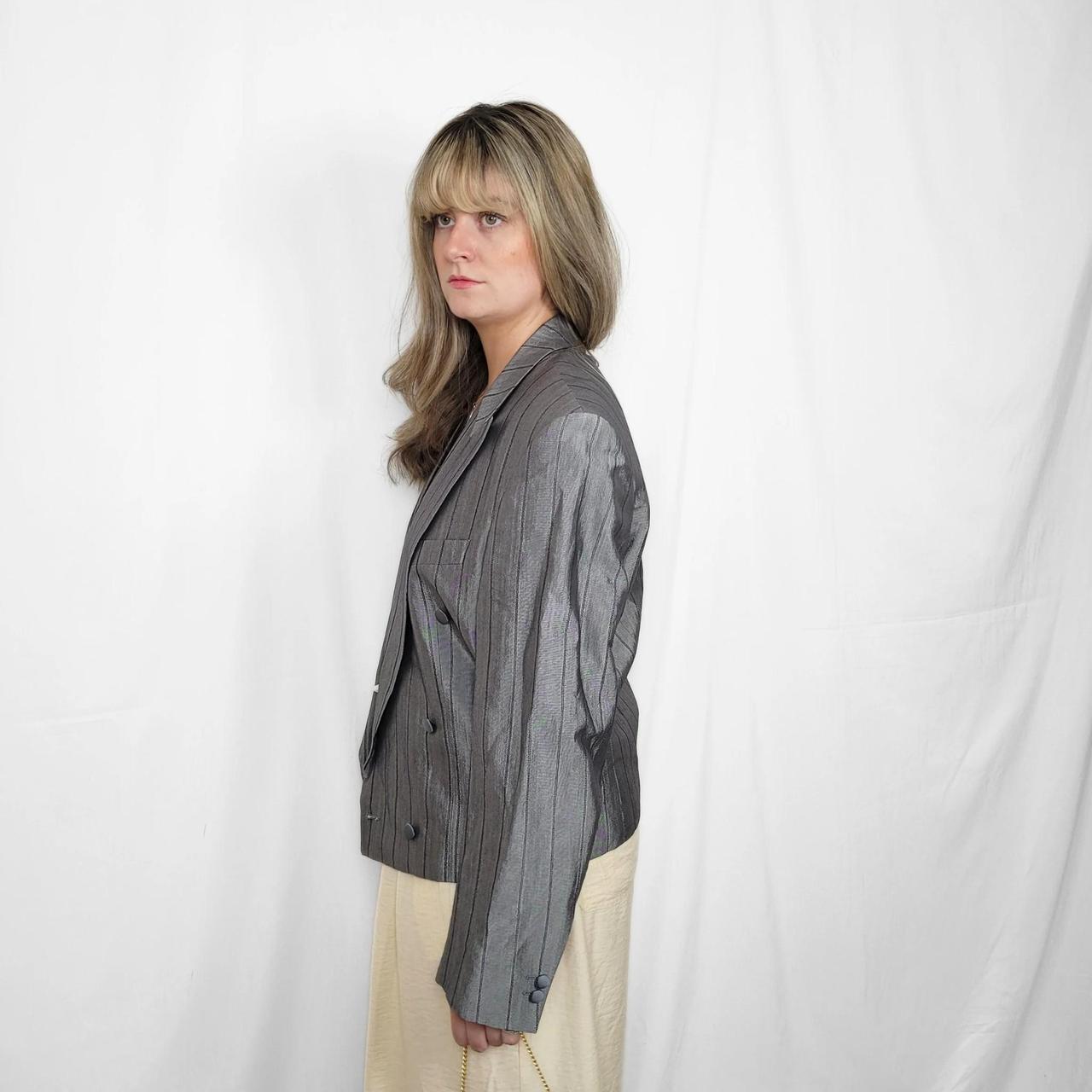 90s Grey Pinstripe Oversized Blazer – Classic Power Suit Vibes