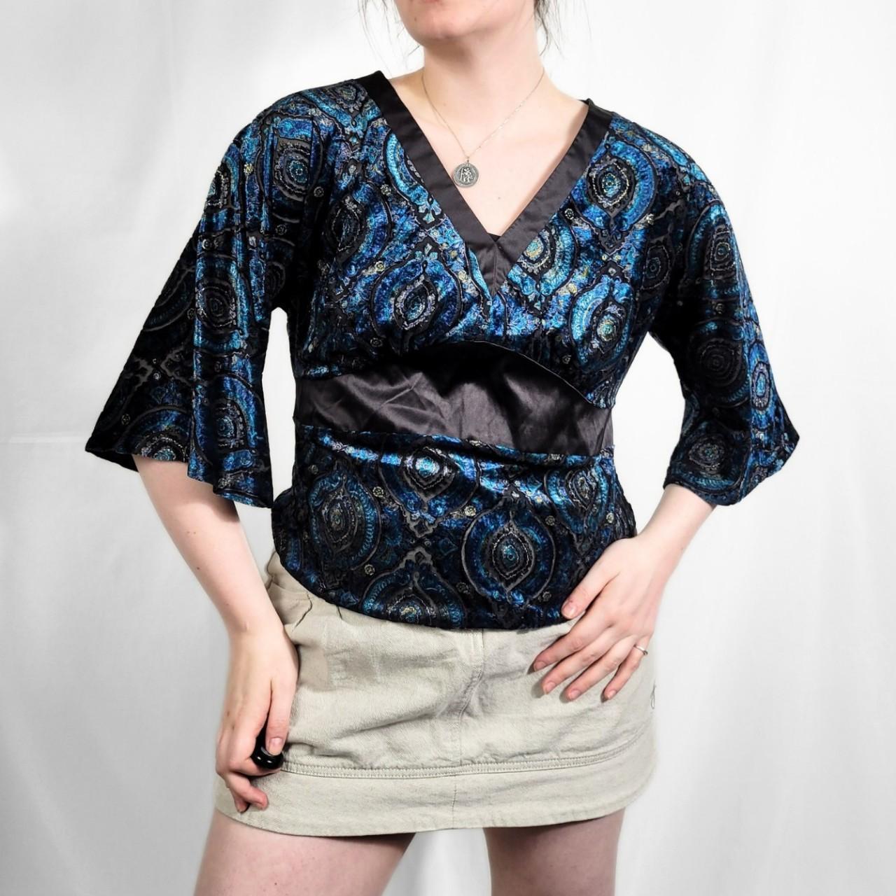 Vintage Y2K Paisley Print Velvet Flare Sleeve Top – Marks & Spencer