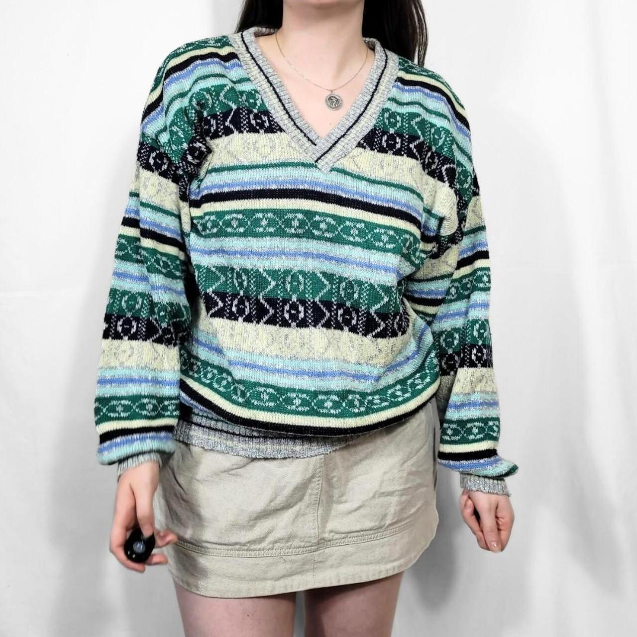Vintage 90s C&A Funky Pattern V Neck Knitted Jumper