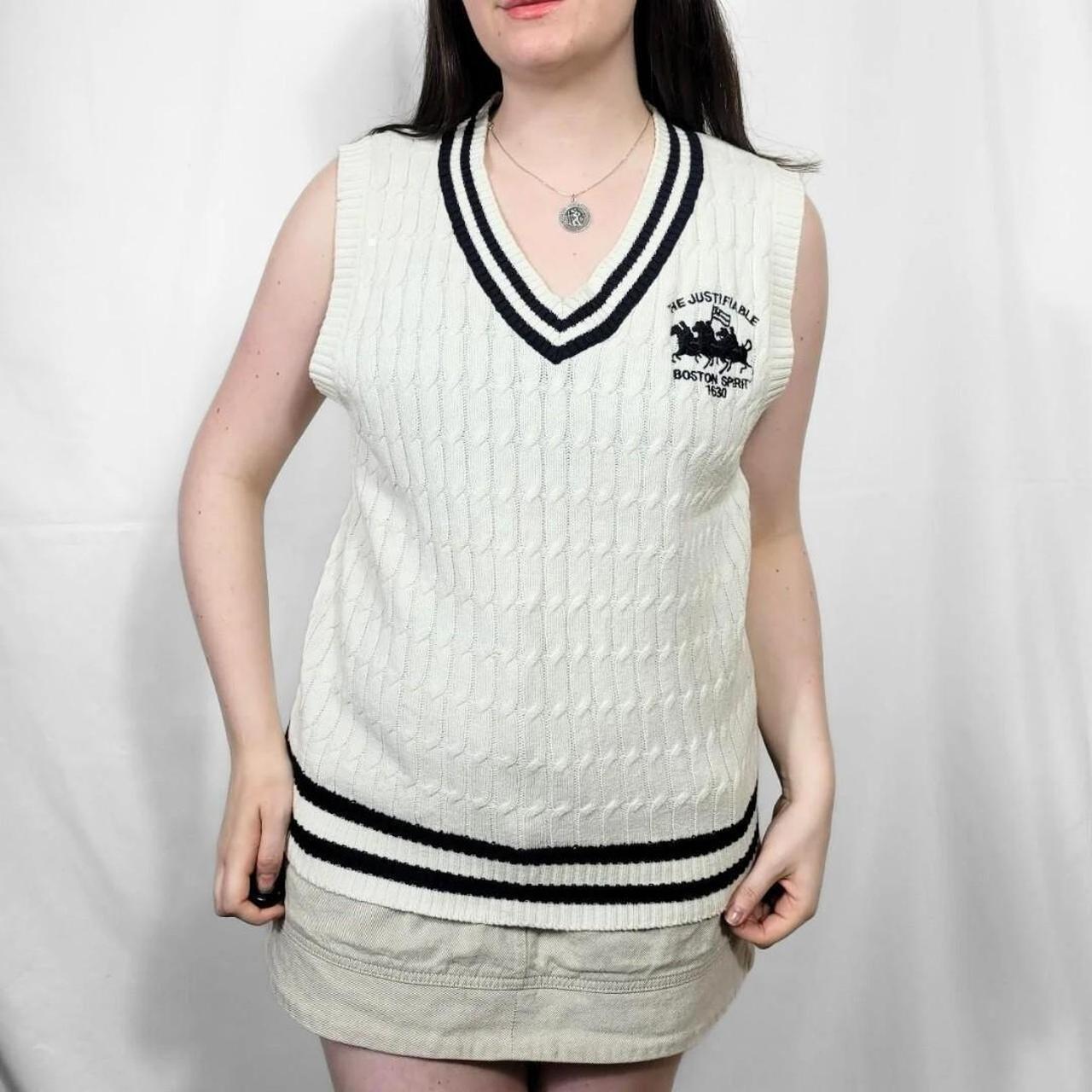 Vintage 9s White Cable Knit Sleeveless Vest