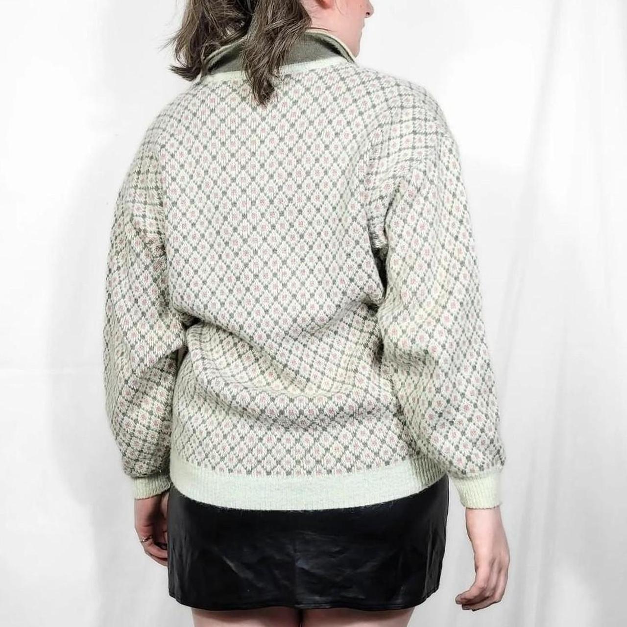 Vintage 70s Diamond Print Collared Knitted Jumper