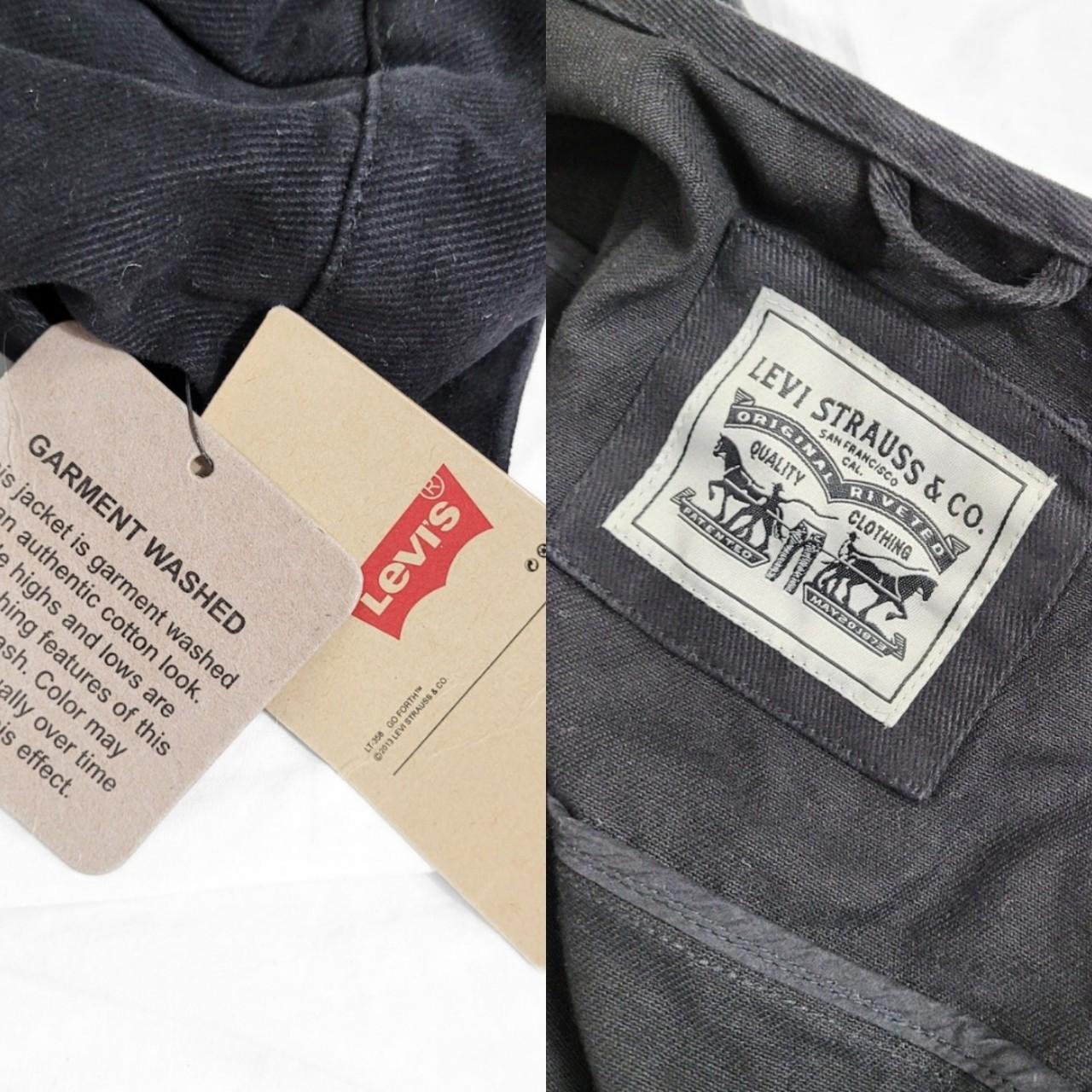 Vintage Y2K Levis Black Zip Up Bomber Jacket