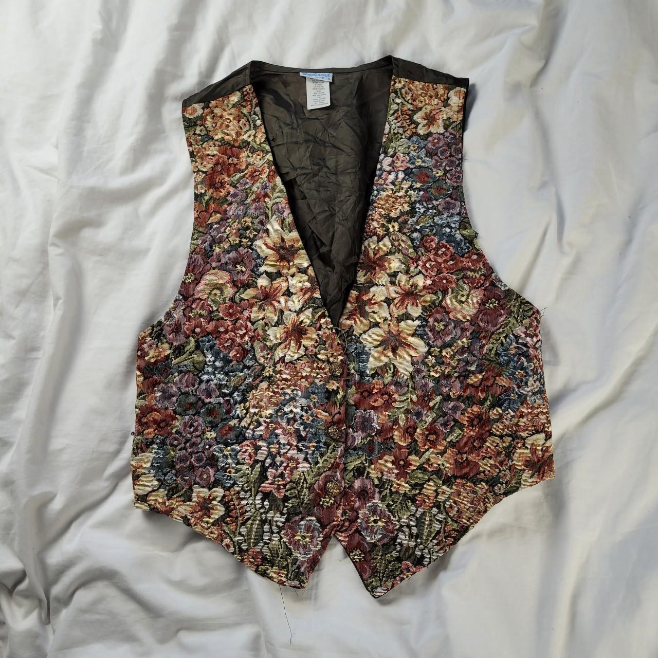 Vintage 90s floral tapestry vest – boho festival style