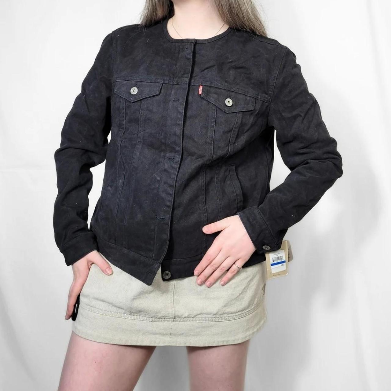 Vintage Y2K Levis Black Zip Up Bomber Jacket